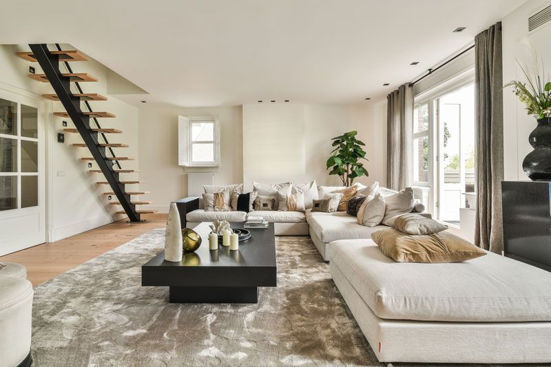 Mooie locatie met mooie luxe woonkamer