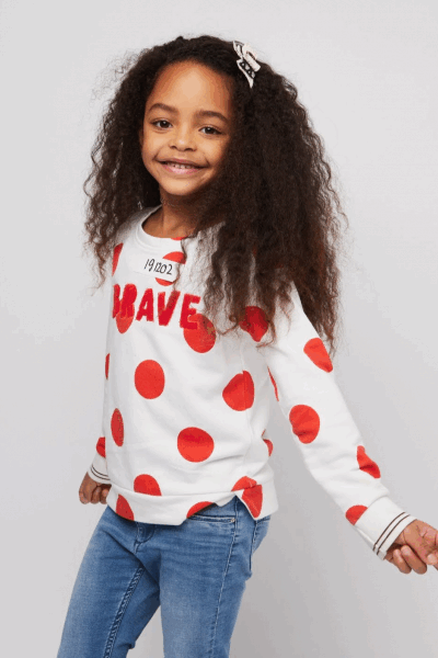 Naisha C