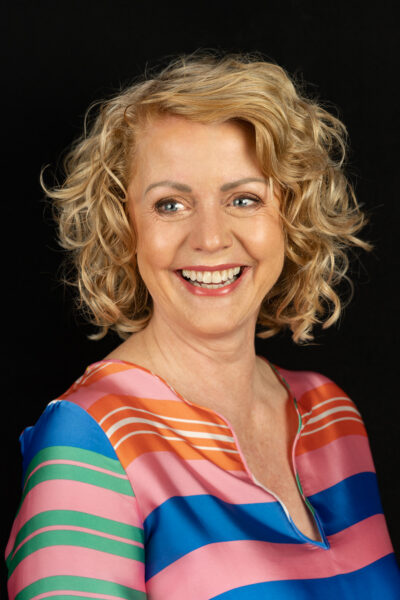 Yvonne v