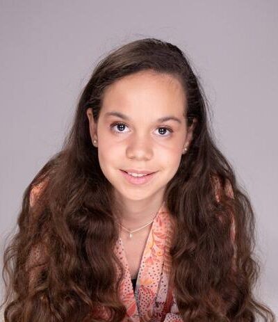 Alysa V