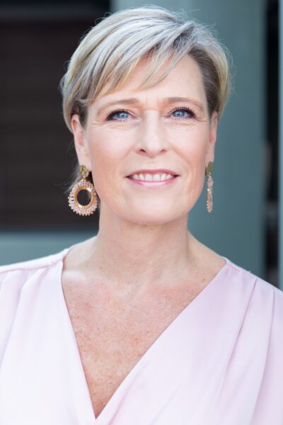 Angela O