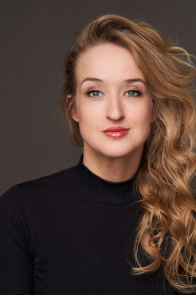 Lysanne V