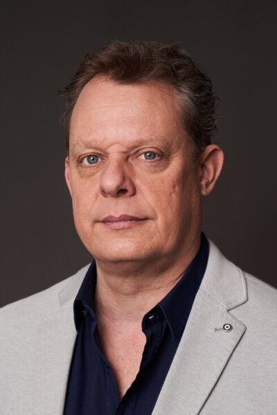 Dolf B